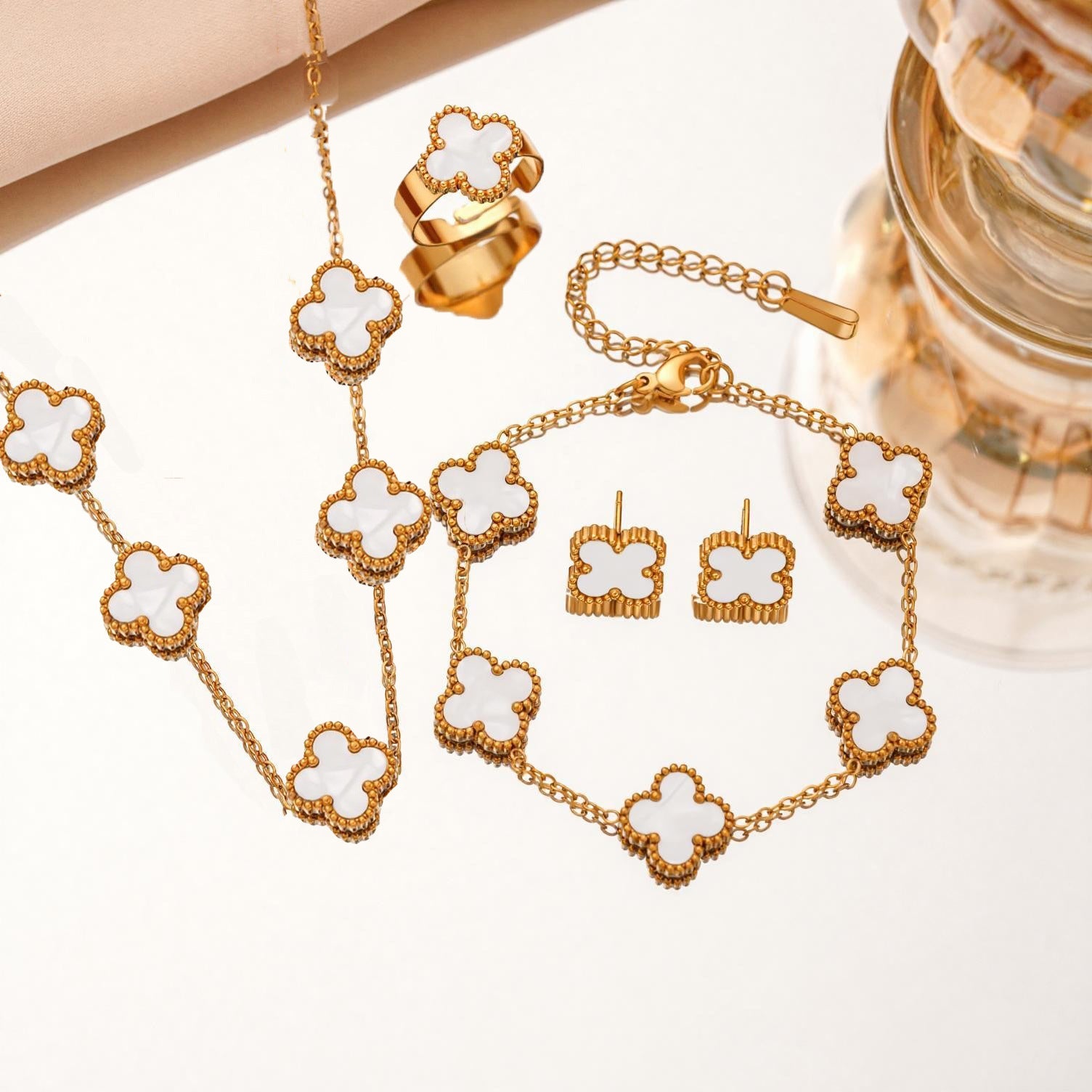 Titanium Four-Leaf Flower Jewelry Set