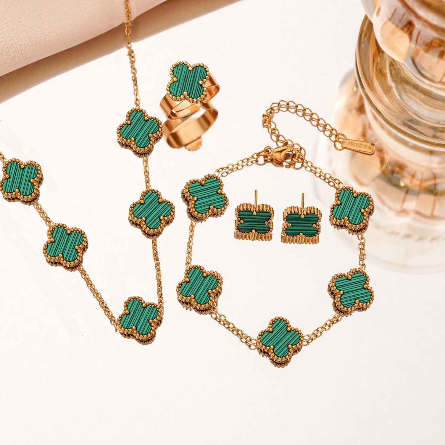 Titanium Four-Leaf Flower Jewelry Set