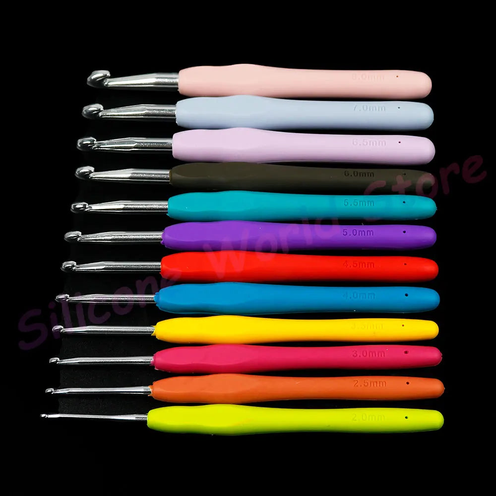 Crochet Hook Knitting Tool Set with Storage Bag and Needles