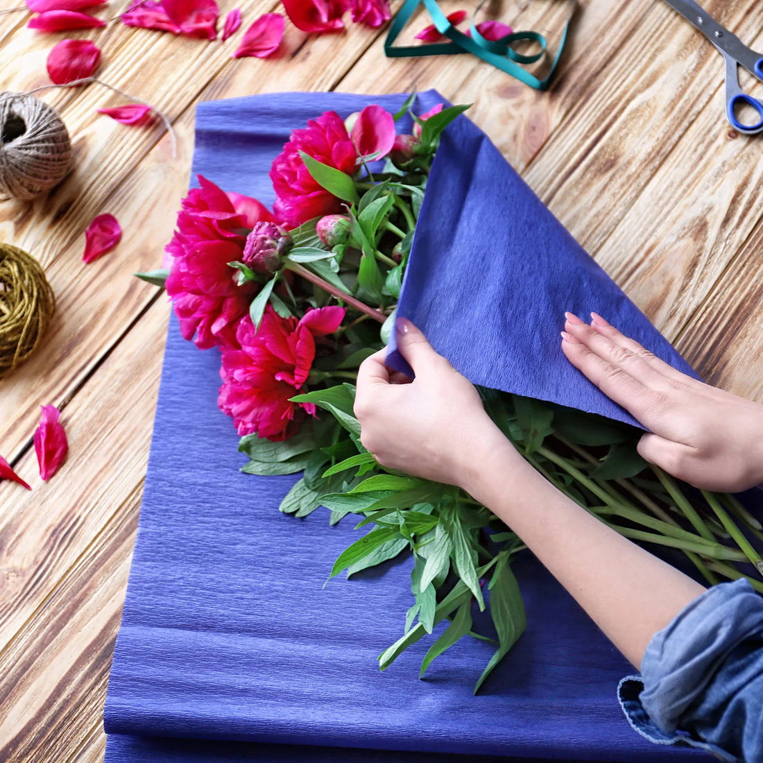 Crepe Paper Roll Set for Wedding Festival and Party Decorations