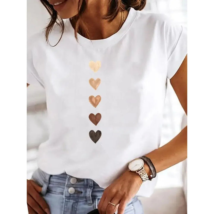 Heart Vibe: Stretchy 90s O-Neck Tee