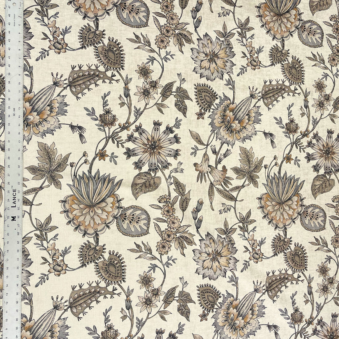 GIA JACOBEAN FLORAL PRINTEDUPHOLST ERY FABRIC BY THE YARD